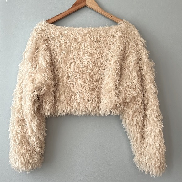 Free People • NWT Ivory Cream Feather Flutter Sweatshirt Size Medium - Picture 14 of 17